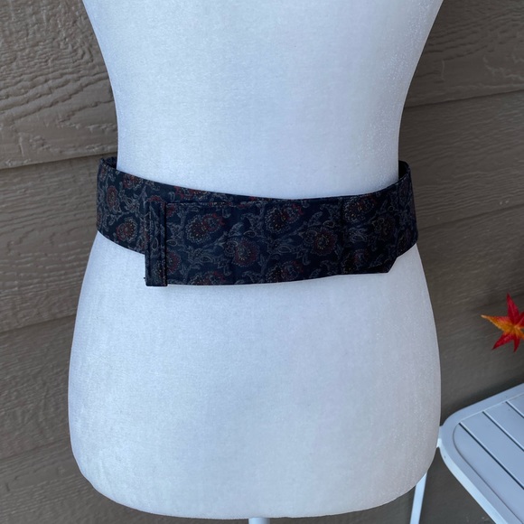 Vintage Ginnie Johansen Designs Dallas Women’s Boho Belt, Silk main image 10